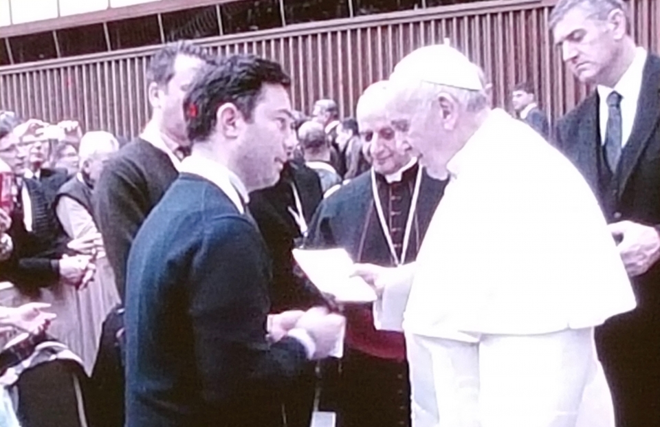 Consegnata stamattina a papa Francesco la Cartolina 2016 per i pellegrini del Sentiero