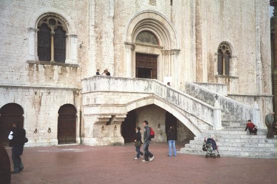 SUPERATI I 50.000 VISITATORI AL MUSEO CIVICO DI PALAZZO DEI CONSOLI ANCHE NEL 2016