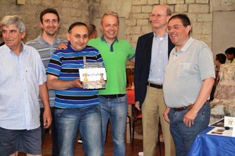 Torneo di scacchi, agonismo e divertimento sotto gli Arconi: Gubbio seconda classificata