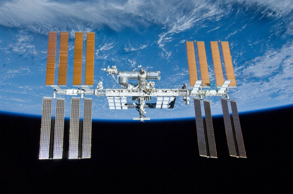 Accensione “spaziale” per l’Albero di Gubbio: Agenzie spaziali europea e italiana testimonial 2017