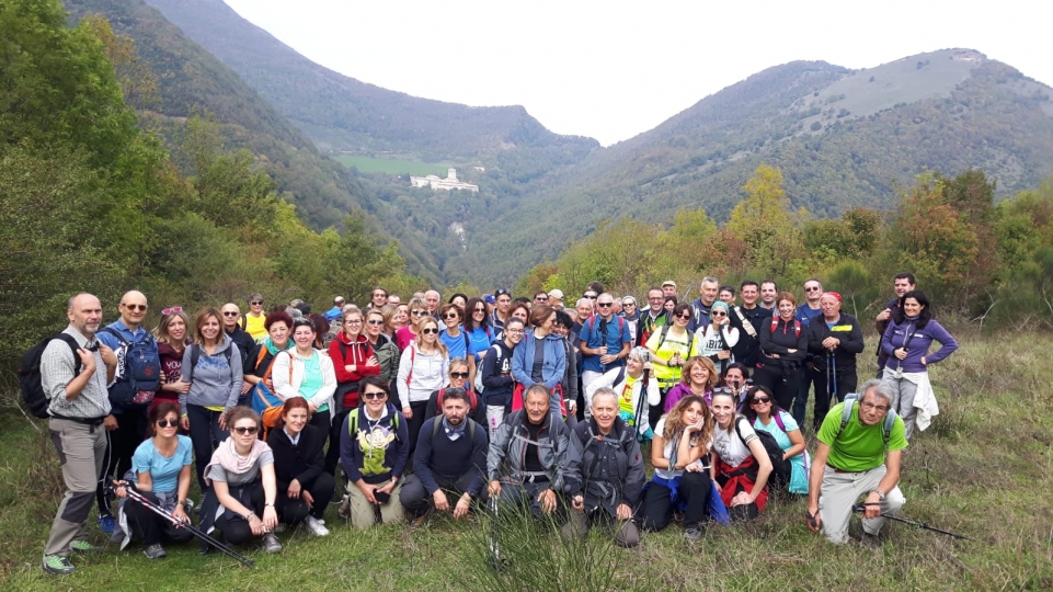 CAMMINO DI SANT'UBALDO GIUNTO AL TERMINE CON TANTI PARTECIPANTI