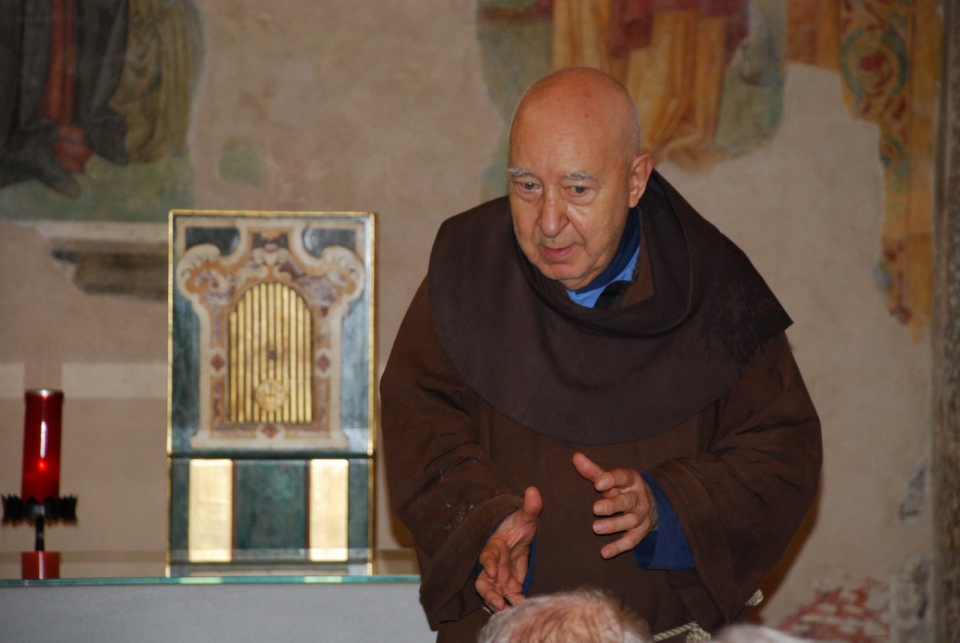LA CHIESA EUGUBINA PERDE PADRE FRANCESCO FERRARI. OGGI I FUNERALI A SAN FRANCESCO, ALLE ORE 15,30