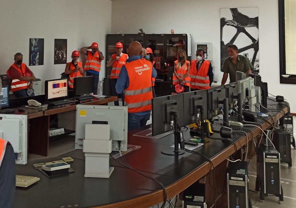 SINDACO E GIUNTA DI GUBBIO SI INFORMANO SU PROCESSO PRODUTTIVO DEL CEMENTO E CSS CON UNA VISITA AL CEMENTIFICIO COLACEM