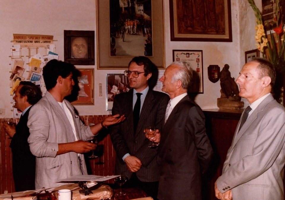 Il Maggio Eugubino, in tutte le sue componenti, partecipa commosso alla scomparsa del Sen.Prof. Luciano Fabio Stirati, socio e presidente del Maggio