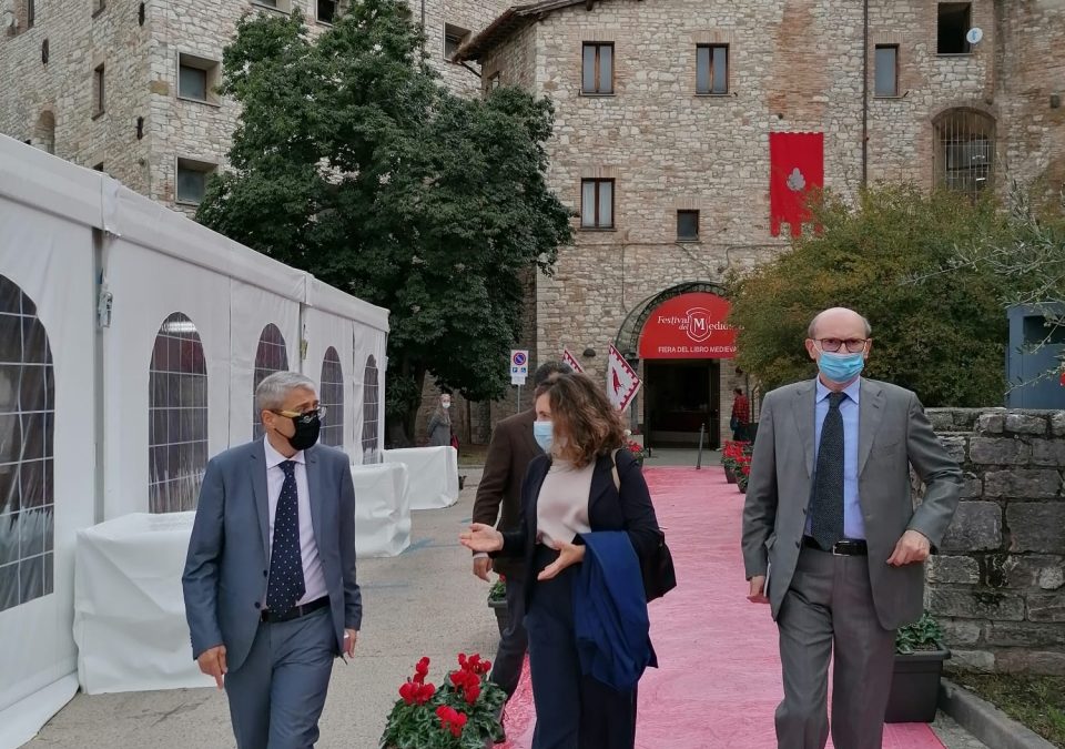 Taglio del nastro per il Festival del Medioevo, in presenza e in sicurezza