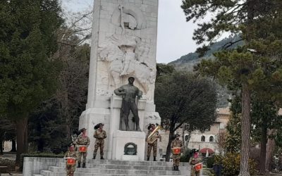 25 aprile 2021: omaggio dei Bersaglieri di Gubbio ai caduti