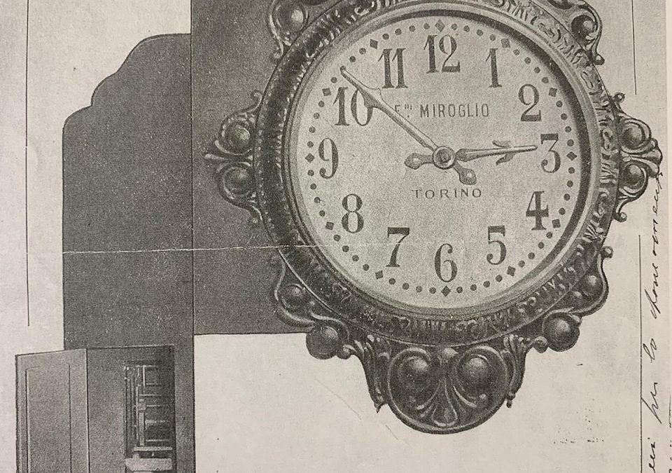 L’orologio di Piazza 40 Martiri torna a segnare l’ora giusta
