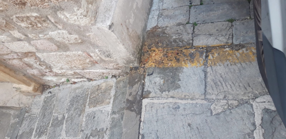 Promesse da Palazzo: atti vandalici e disgustose immagini ancora in pieno centro storico
