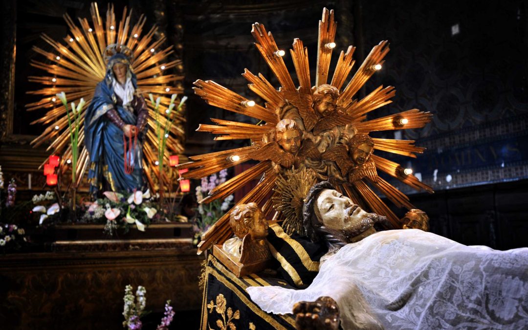 Processione del Cristo Morto, Venerdì Santo, ore 19.30, Chiesa di Santa Croce della Foce