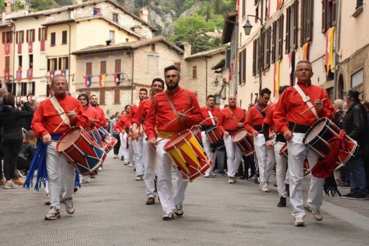  Costituita l’Associazione Tamburini dei Ceri Giuseppe Albini